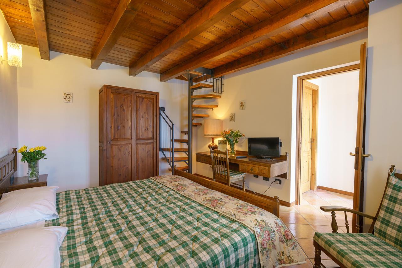 جيرا لاريو Agriturismo Giacomino المظهر الخارجي الصورة